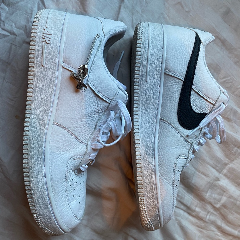 Nike Air Force 1 SE